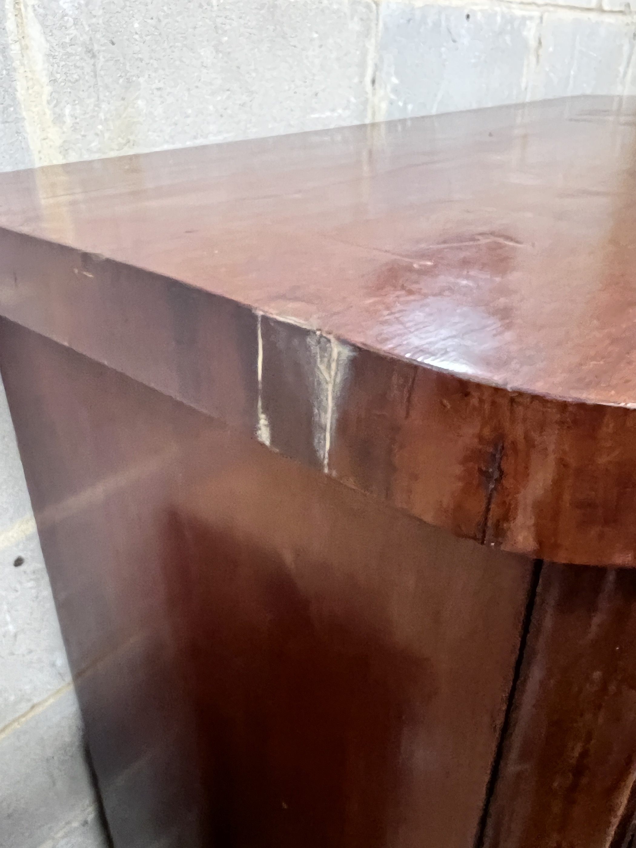 A Victorian mahogany five drawer bowfront chest, width 121cm, depth 56cm, height 123cm